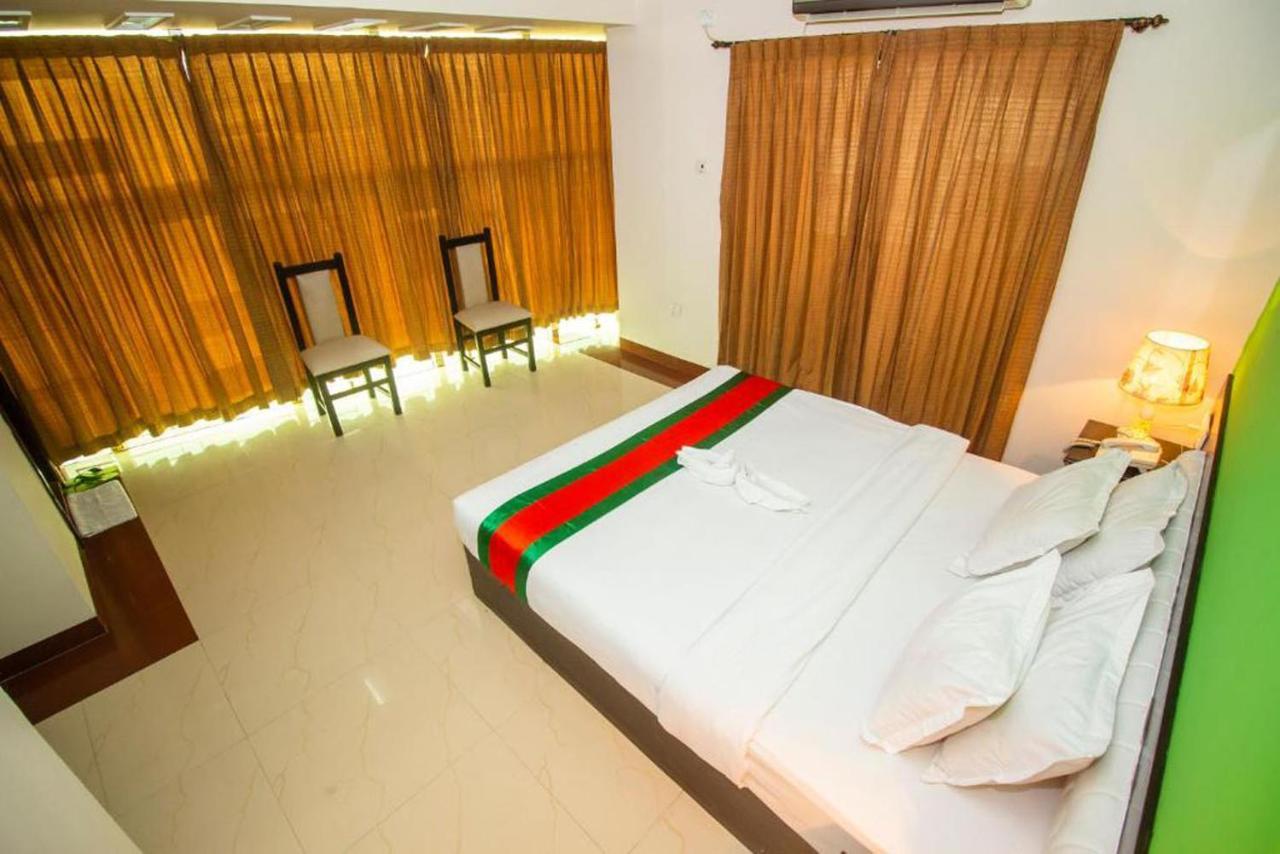 Hotel The Rahmania International ธากา ภายนอก รูปภาพ