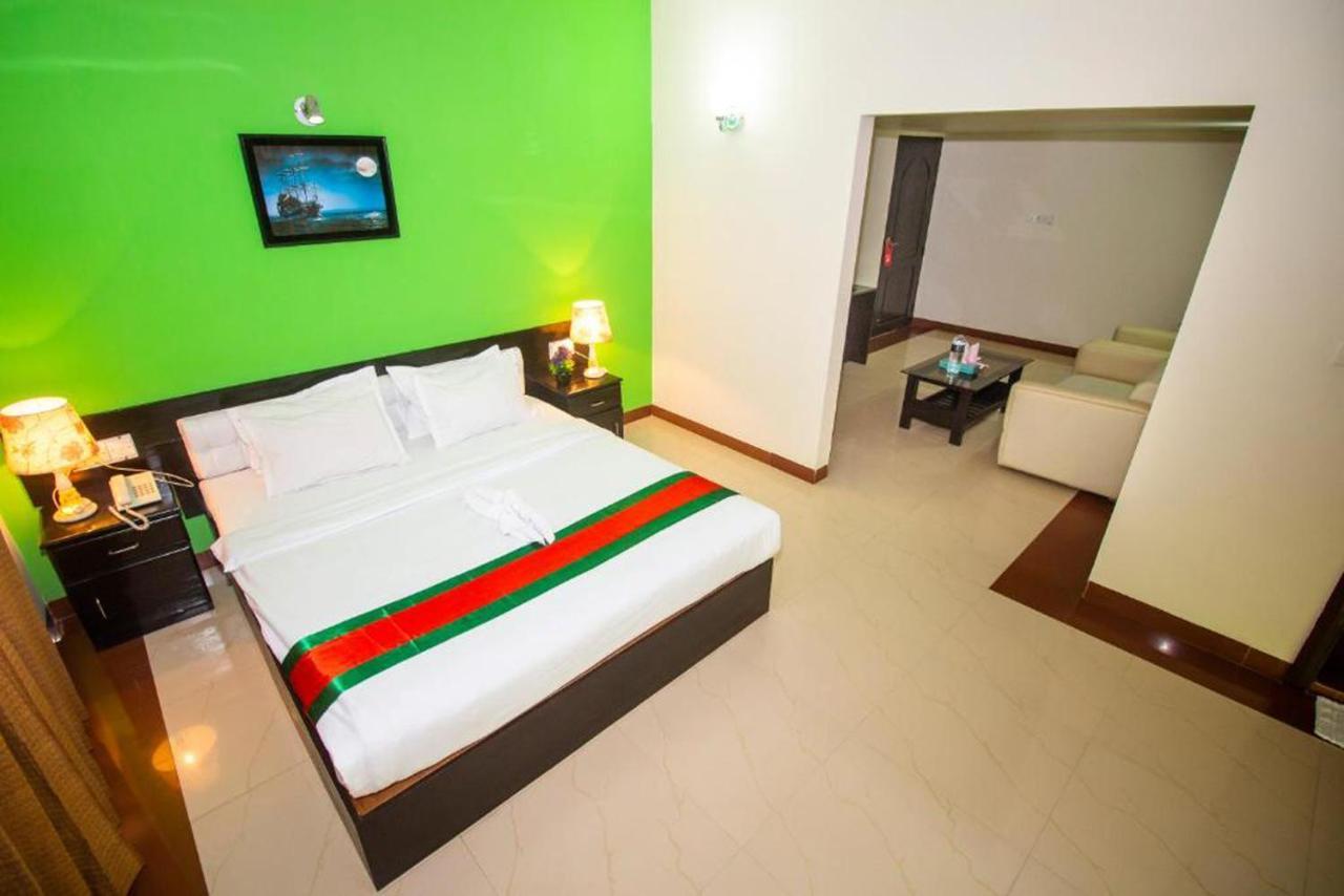 Hotel The Rahmania International ธากา ภายนอก รูปภาพ