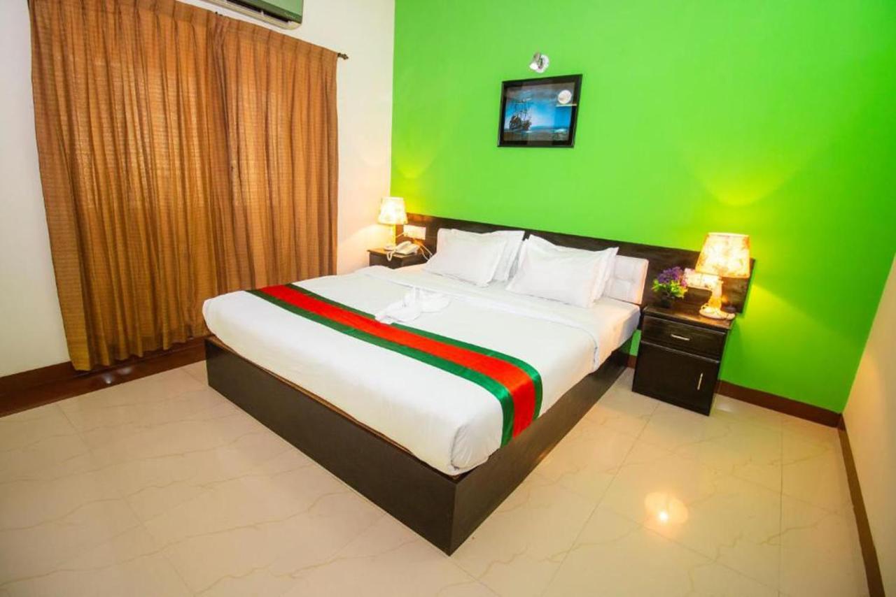 Hotel The Rahmania International ธากา ภายนอก รูปภาพ